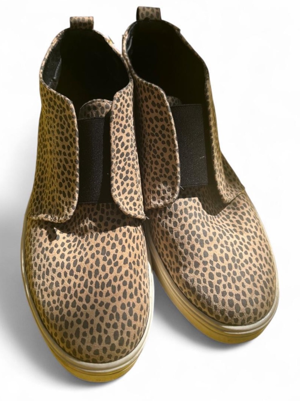 Leopard Print Slip-On Shoes - Brown